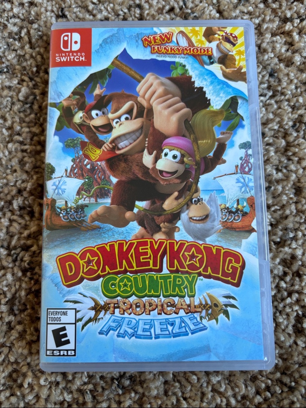 Nintendo Switch Donkey Kong Country: Tropical Freeze Physical Case and Game